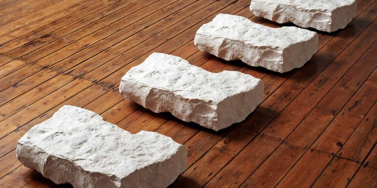 Cosa c’è di più normale che infliggere la vita? – Nathalie Crame